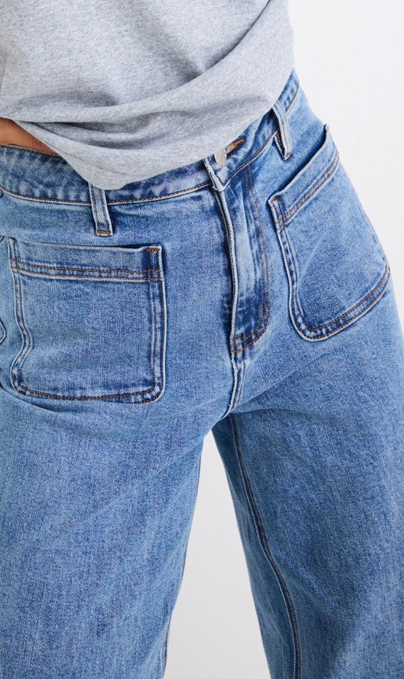 Zoey Wide Leg Jeans