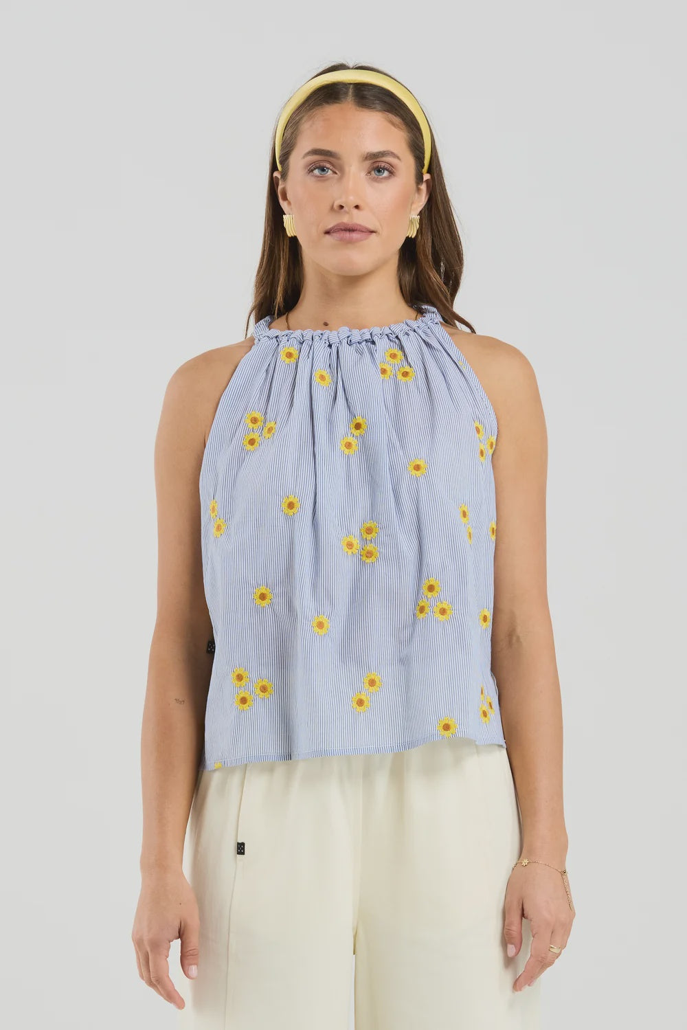 Knotty Top