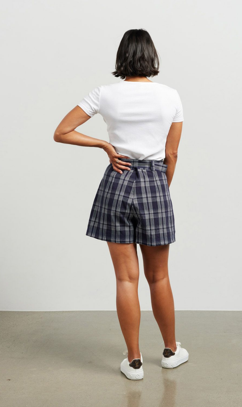 Sara Shorts | Ink Plaid
