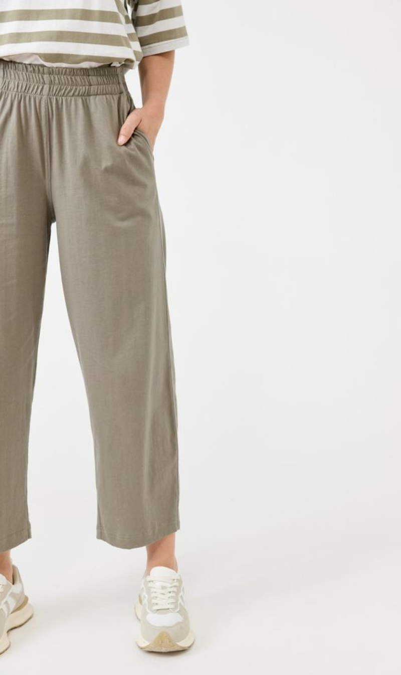 Studio Traveller Pant | Olive