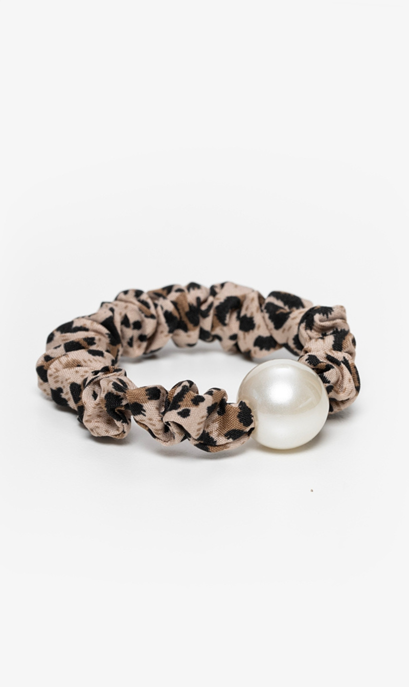 Cheetah & Pearl Hair Tie