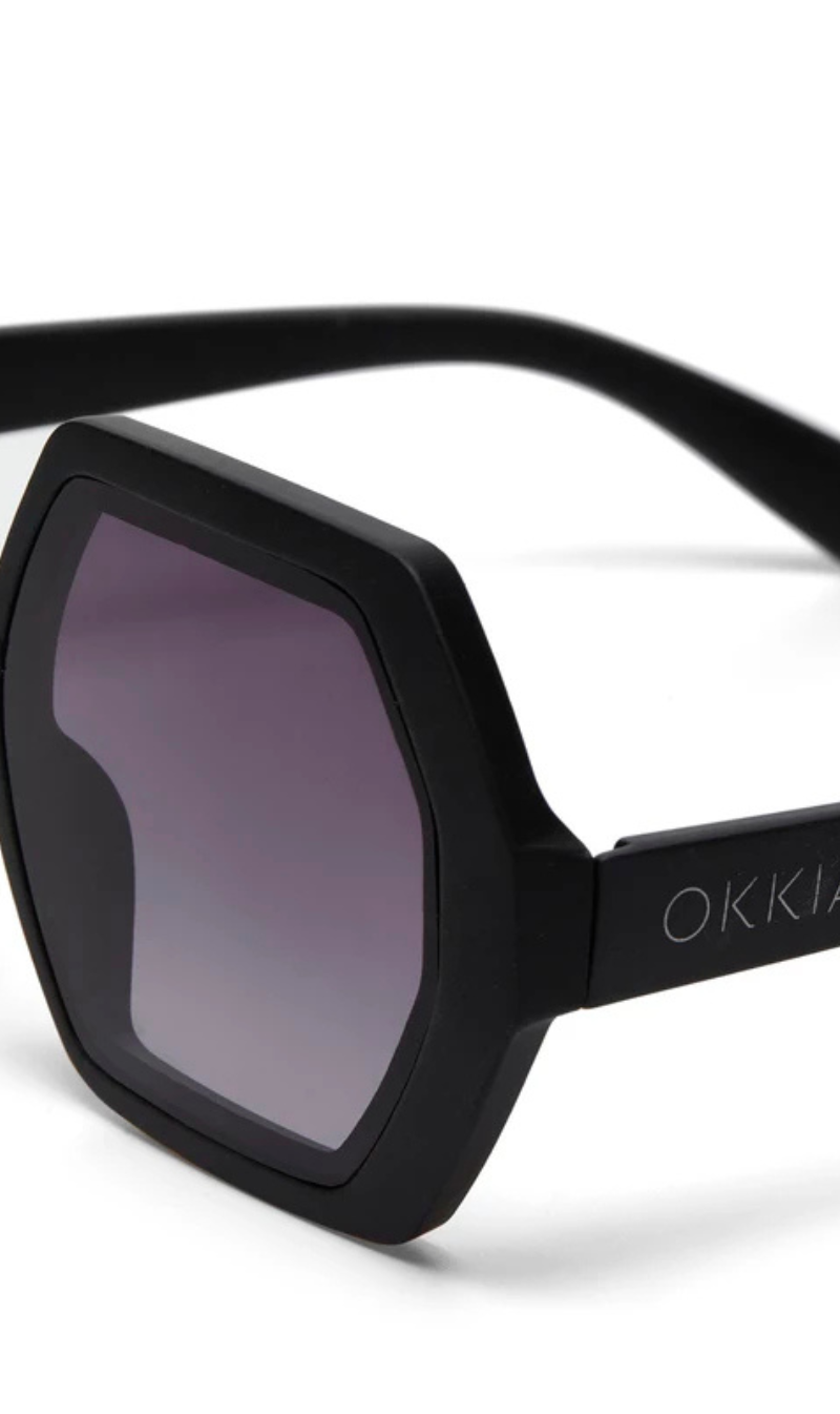 Okkia | Emma - Black