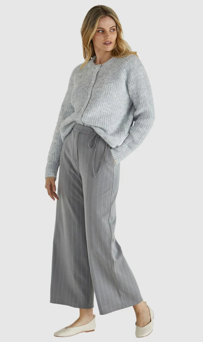 PRE ORDER | Romee Cardi | White Marle