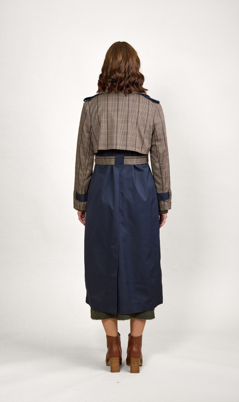 Signature Trench
