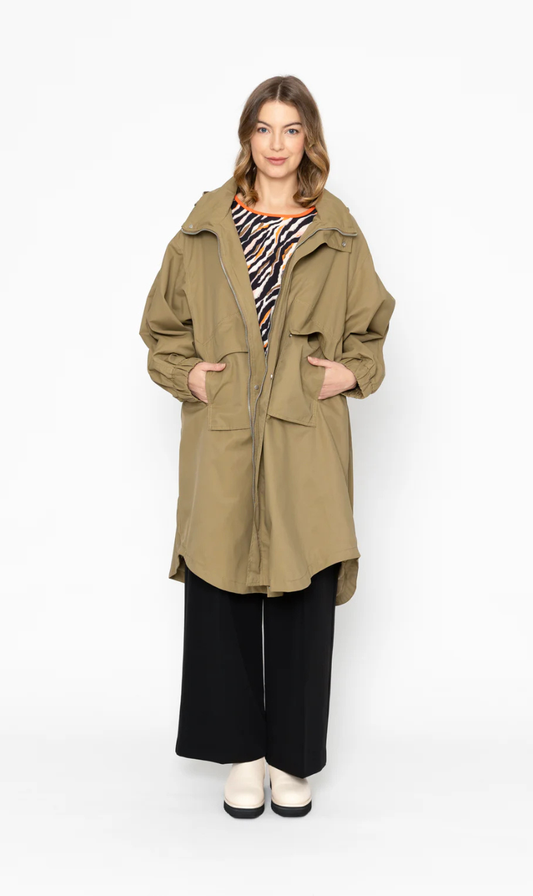 Walsh Raincoat | Latte