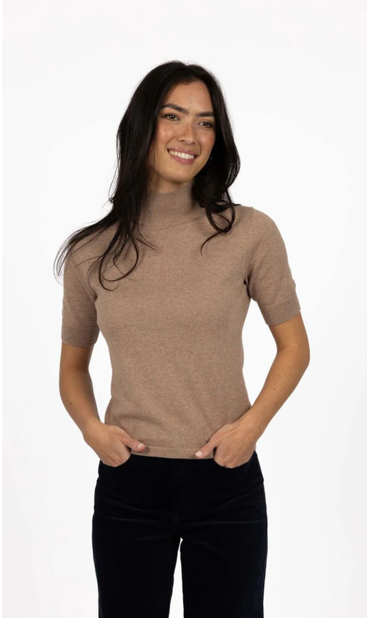 Vera Top - Hazelnut
