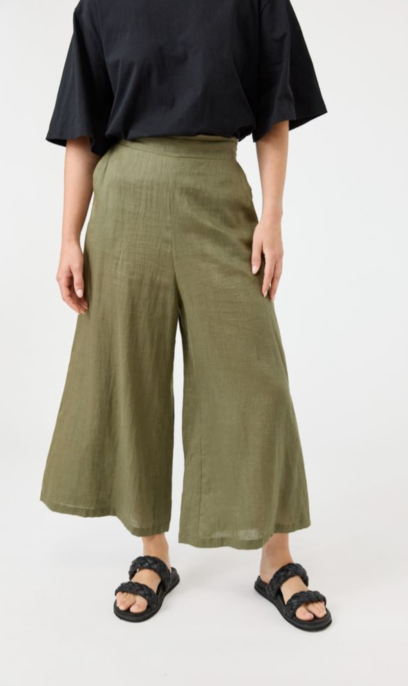 Studio Crop Pant | Khaki