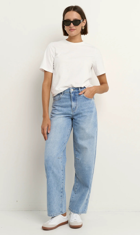 PRE ORDER | Berlin Mid Barrel Leg Jean