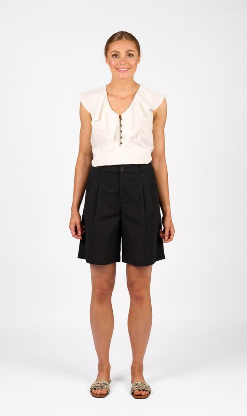 Flynn Short | Black