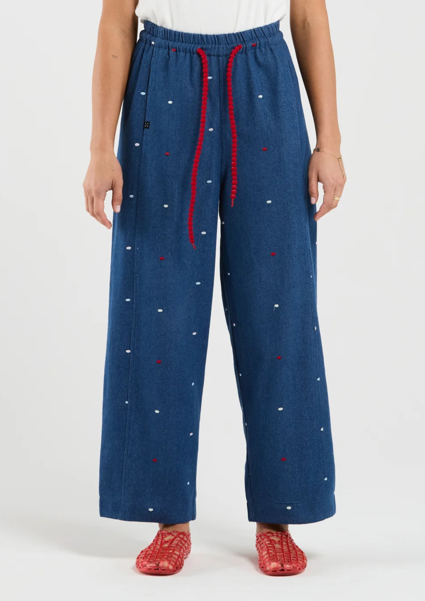 Ezzie Pant