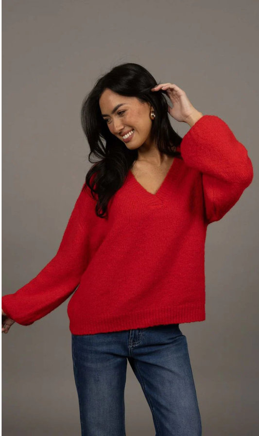 Nouveau V Neck - Scarlet