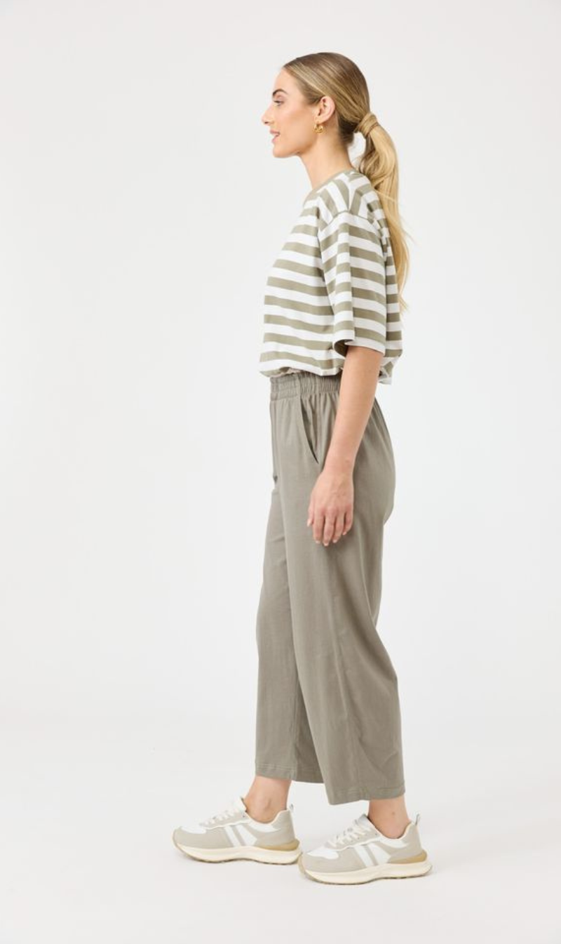 Studio Traveller Pant | Olive