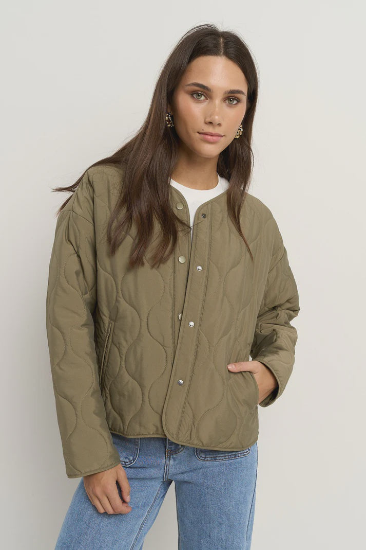 Apex Collarless Quilted Puffer Jacket | Olive