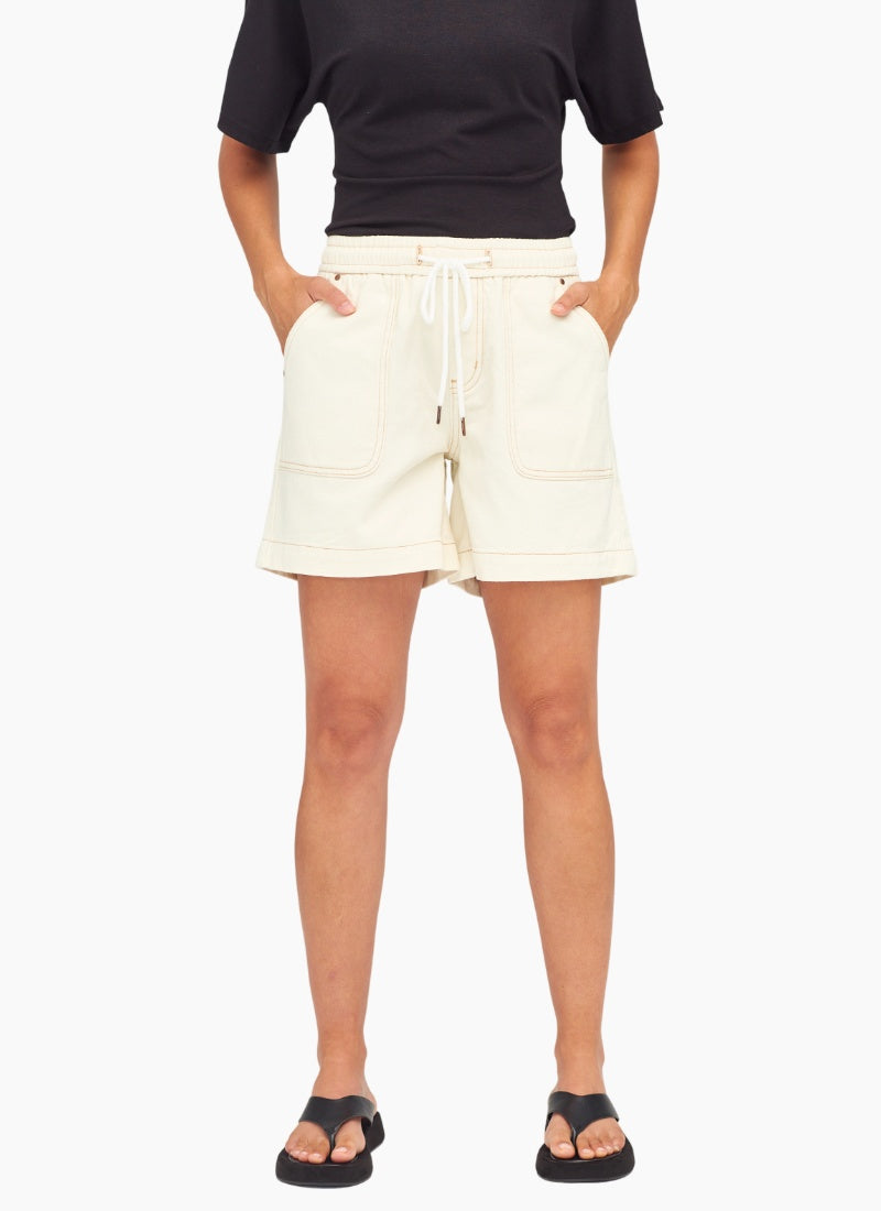 Millie Shorts | Ecru